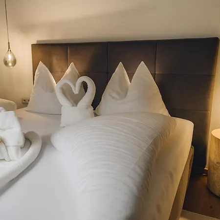 HEAVEN 7 SUITE - AlpenLuxus Collection * Fügen