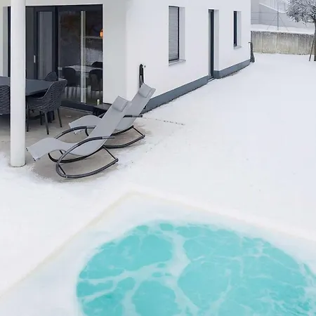 Heaven 7 - Private Whirlpool & Garden * Fuegen