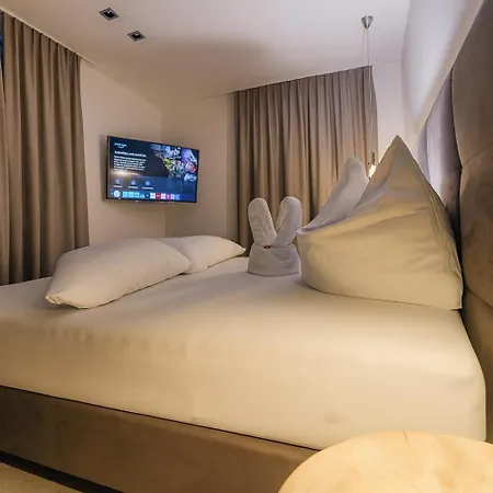 Heaven 7 Suite - Alpenluxus Collection * 푸겐